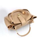 Women-Beige-1.jpeg